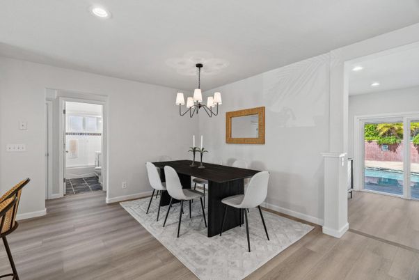Chandelier, Dining room, Interior, Recessed Lighting, Wood Texture Flooring