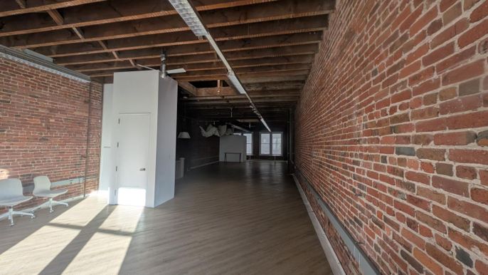 Empty room, Interior, Stone Walls, Wooden Beams