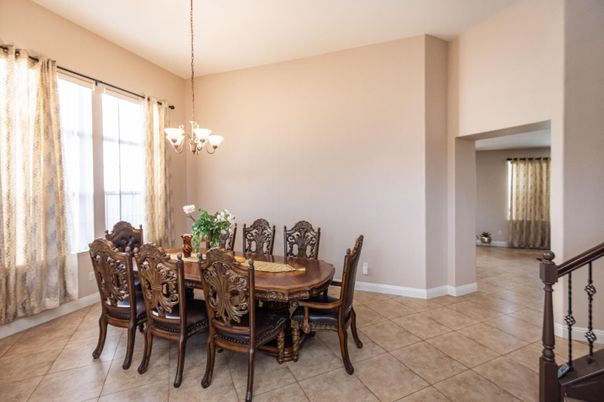 Chandelier, Dining room, Interior