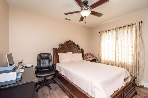 Bedroom, Home Office, Interior, Wood Texture Flooring