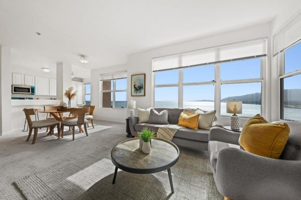 Dining room, Interior, Kitchen, Living room, Water