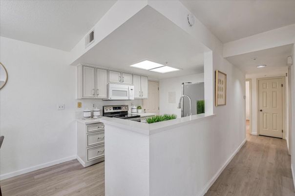 Interior, Kitchen, Recessed Lighting, Wood Texture Flooring