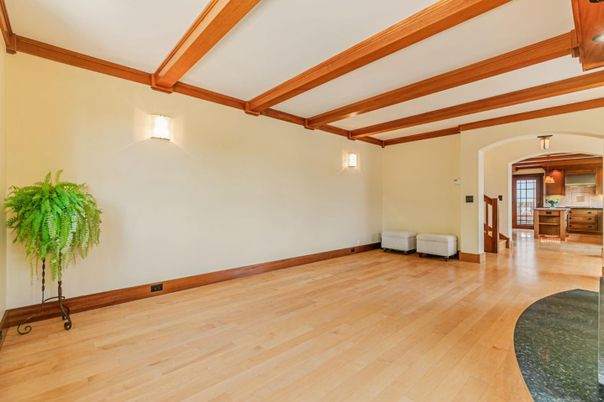 Empty room, Interior, Wooden Beams, Wood Texture Flooring