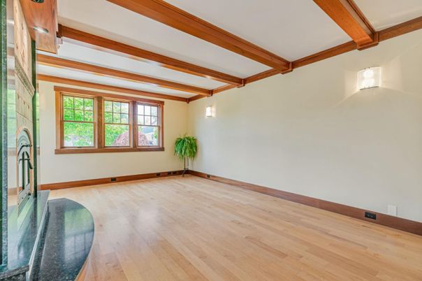 Empty room, Interior, Wooden Beams, Wood Texture Flooring