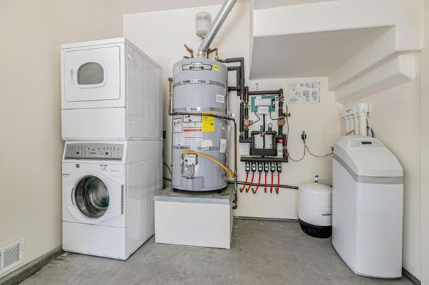 Interior, Utility Closets, Washer
