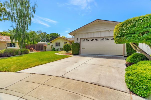 Backyard, Detached Garage, Exterior