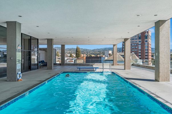 Interior, Pool, Recessed Lighting