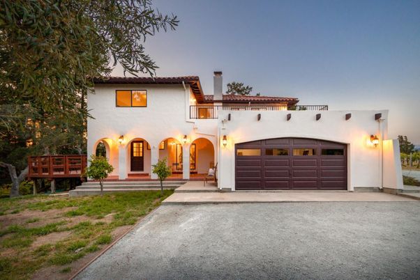 Attached, Exterior, Facade, Spanish Mediterranean
