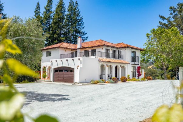Attached, Exterior, Facade, Spanish Mediterranean