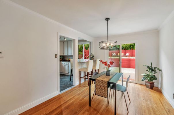 Chandelier, Dining room, Interior, Pendant Lights, Wood Texture Flooring
