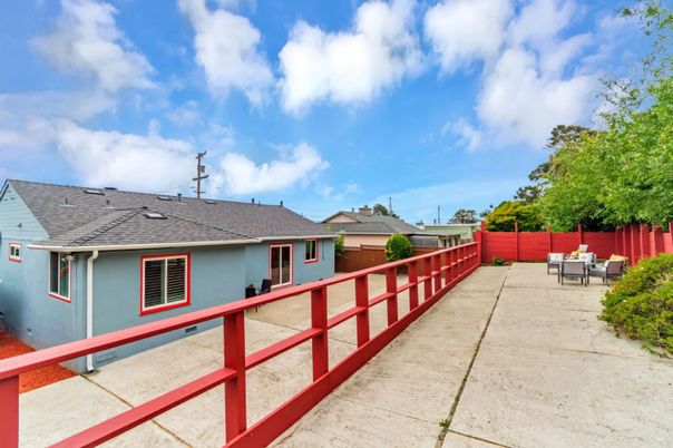 Backyard, Exterior