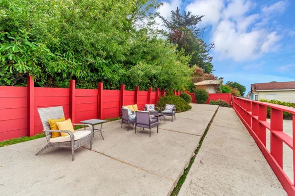Backyard, Exterior