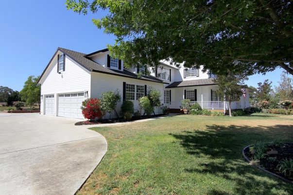 Attached, Backyard, Exterior, Facade, Farmhouse