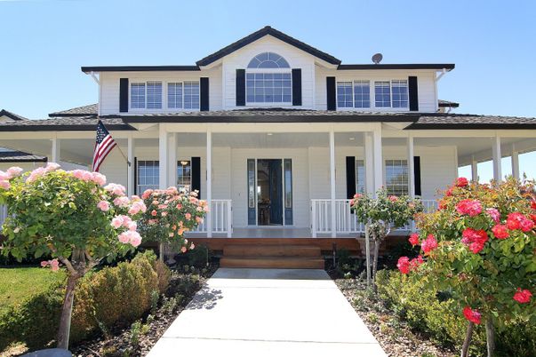 Exterior, Facade, American Craftsman