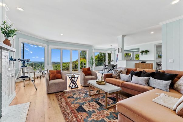 Dining room, Interior, Living room, Pendant Lights, Recessed Lighting, Wood Texture Flooring