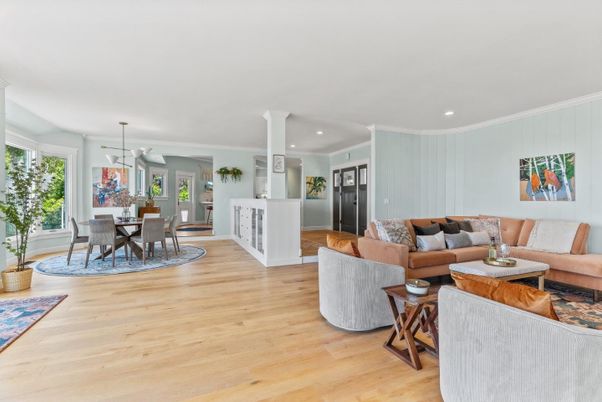 Dining room, Interior, Living room, Pendant Lights, Recessed Lighting, Wood Texture Flooring