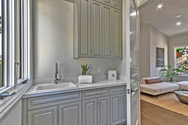 Bathroom, Interior, Recessed Lighting, Wood Texture Flooring