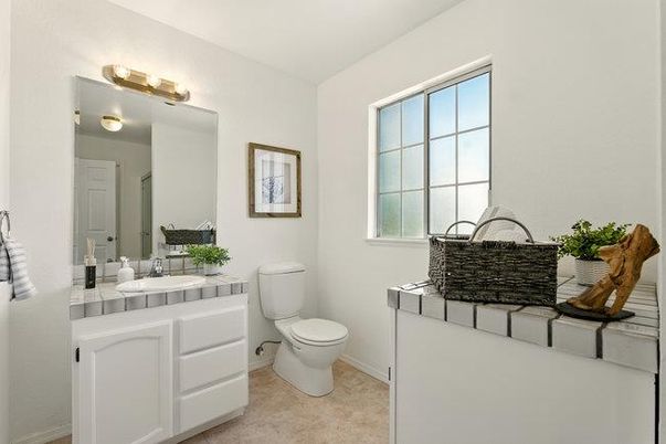 Bathroom, Interior, Tile Countertops