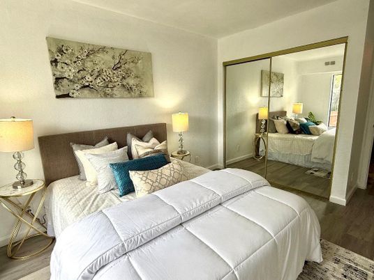 Bedroom, Interior, Wood Texture Flooring
