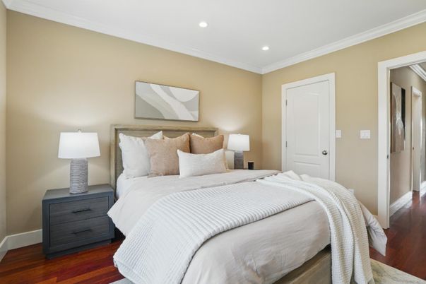 Bedroom, Interior, Recessed Lighting, Wood Texture Flooring
