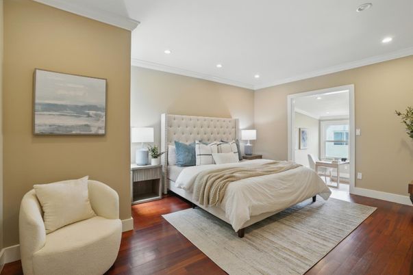 Bedroom, Interior, Recessed Lighting, Wood Texture Flooring