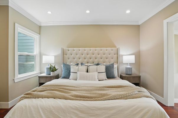 Bedroom, Interior, Recessed Lighting, Wood Texture Flooring