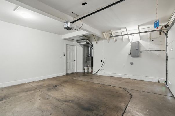 Garage, Interior