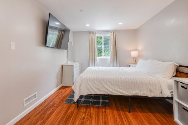Bedroom, Interior, Recessed Lighting, Wood Texture Flooring