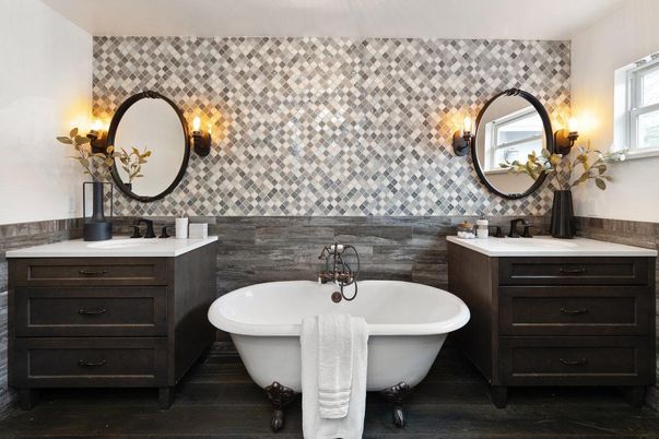 Bathroom, Dual Sink Vanities, Free Standing Baths, Interior