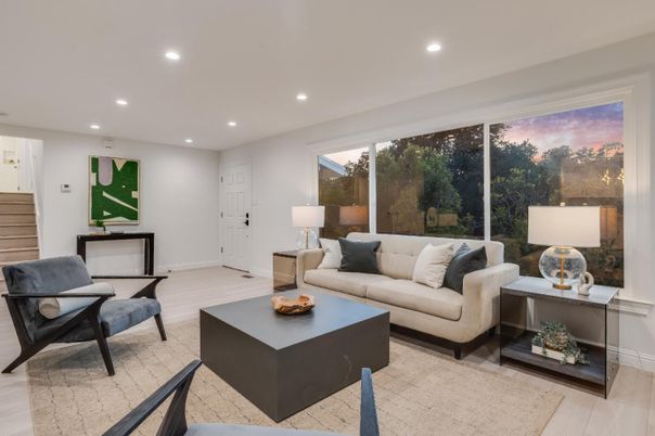 Interior, Living room, Recessed Lighting, Wood Texture Flooring