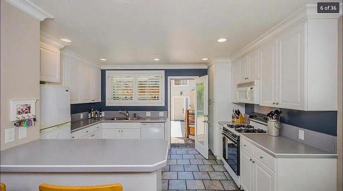Interior, Kitchen, Recessed Lighting