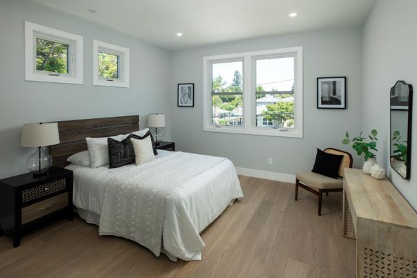 Bedroom, Interior, Recessed Lighting, Wood Texture Flooring