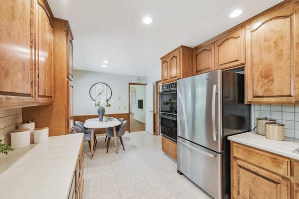 Dining room, Interior, Kitchen, Recessed Lighting