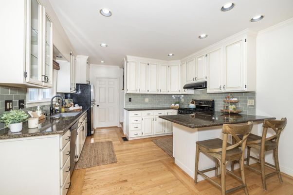 Interior, Kitchen, Recessed Lighting, Wood Texture Flooring