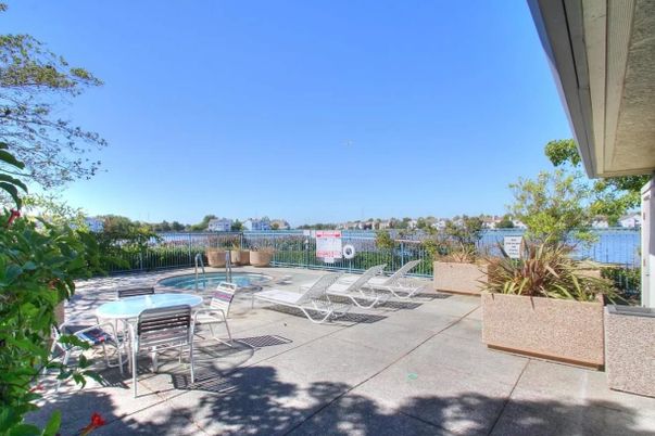 Exterior, Pool, Water