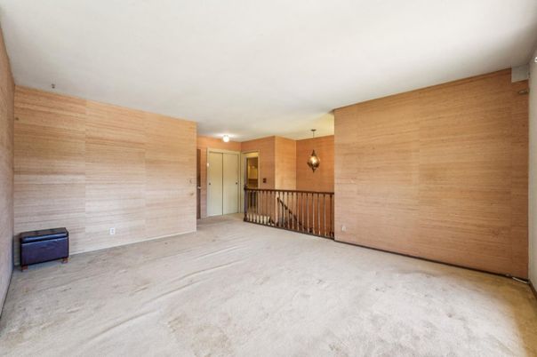Empty room, Interior, Wooden Walls