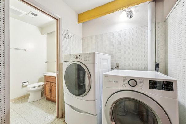 Bathroom, Interior, Utility Closets, Washer
