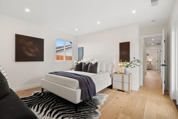 Bedroom, Interior, Recessed Lighting, Wood Texture Flooring