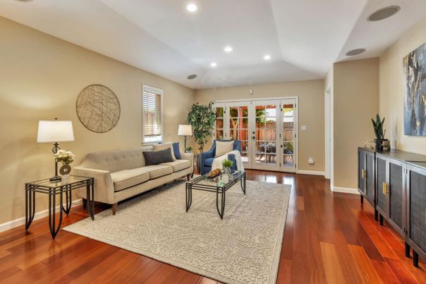 Interior, Living room, Recessed Lighting, Wood Texture Flooring