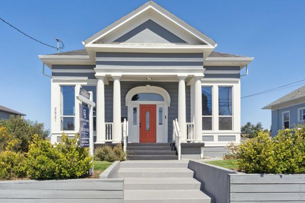 Exterior, Facade, American Craftsman