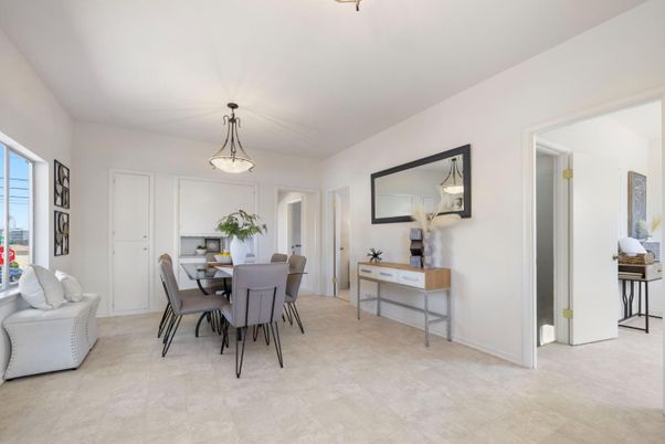 Dining room, Interior, Pendant Lights