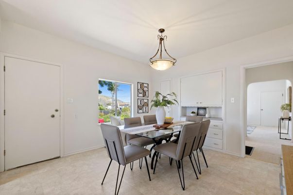 Dining room, Interior, Pendant Lights