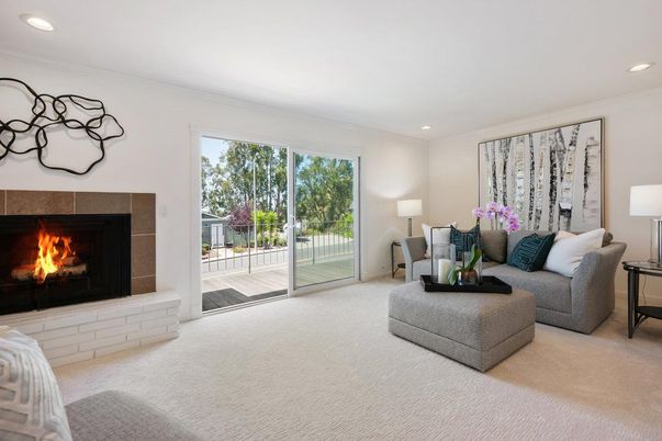 Fireplace, Interior, Living room, Recessed Lighting