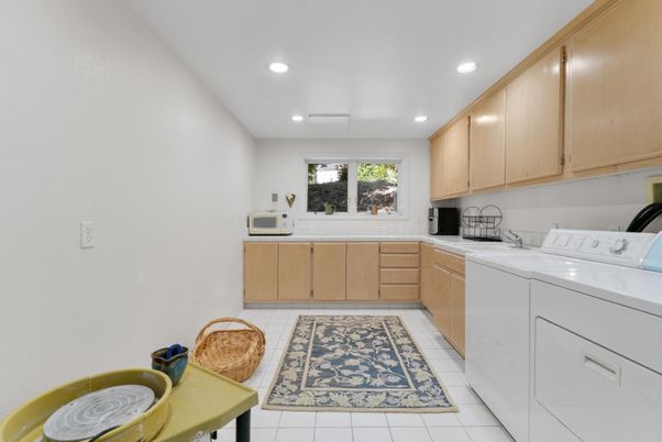 Interior, Recessed Lighting, Washer
