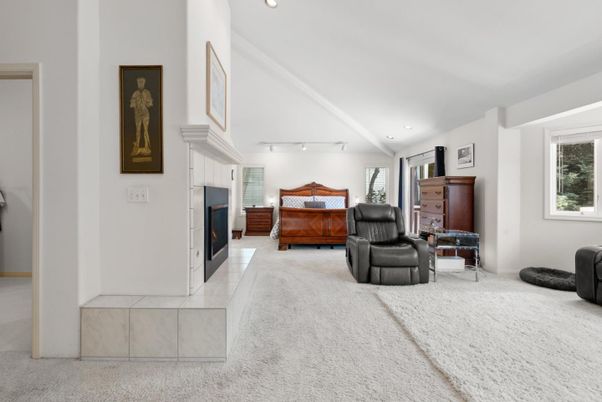 Fireplace, Interior, Recessed Lighting