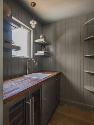 Interior, Pendant Lights, Wood Texture Flooring