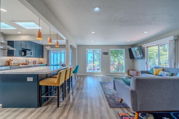 Interior, Kitchen, Living room, Pendant Lights, Recessed Lighting, Stainless Steel Appliances, Wood Texture Flooring