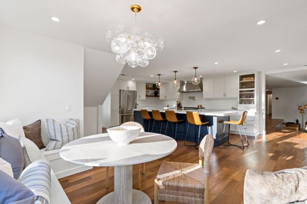 Chandelier, Dining room, Interior, Kitchen, Pendant Lights, Recessed Lighting, Stainless Steel Appliances, Wood Texture Flooring