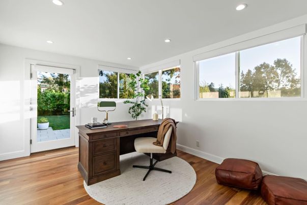 Home Office, Interior, Recessed Lighting, Wood Texture Flooring