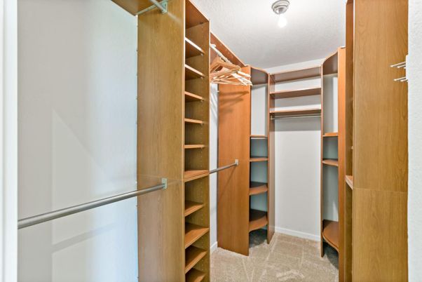 Interior, Walk-in Closets